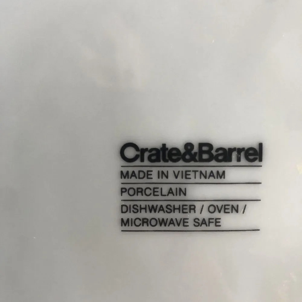 CRATE & BARREL Large Porcelain Whit Soup Pasta Bowl 12” Rim 2”